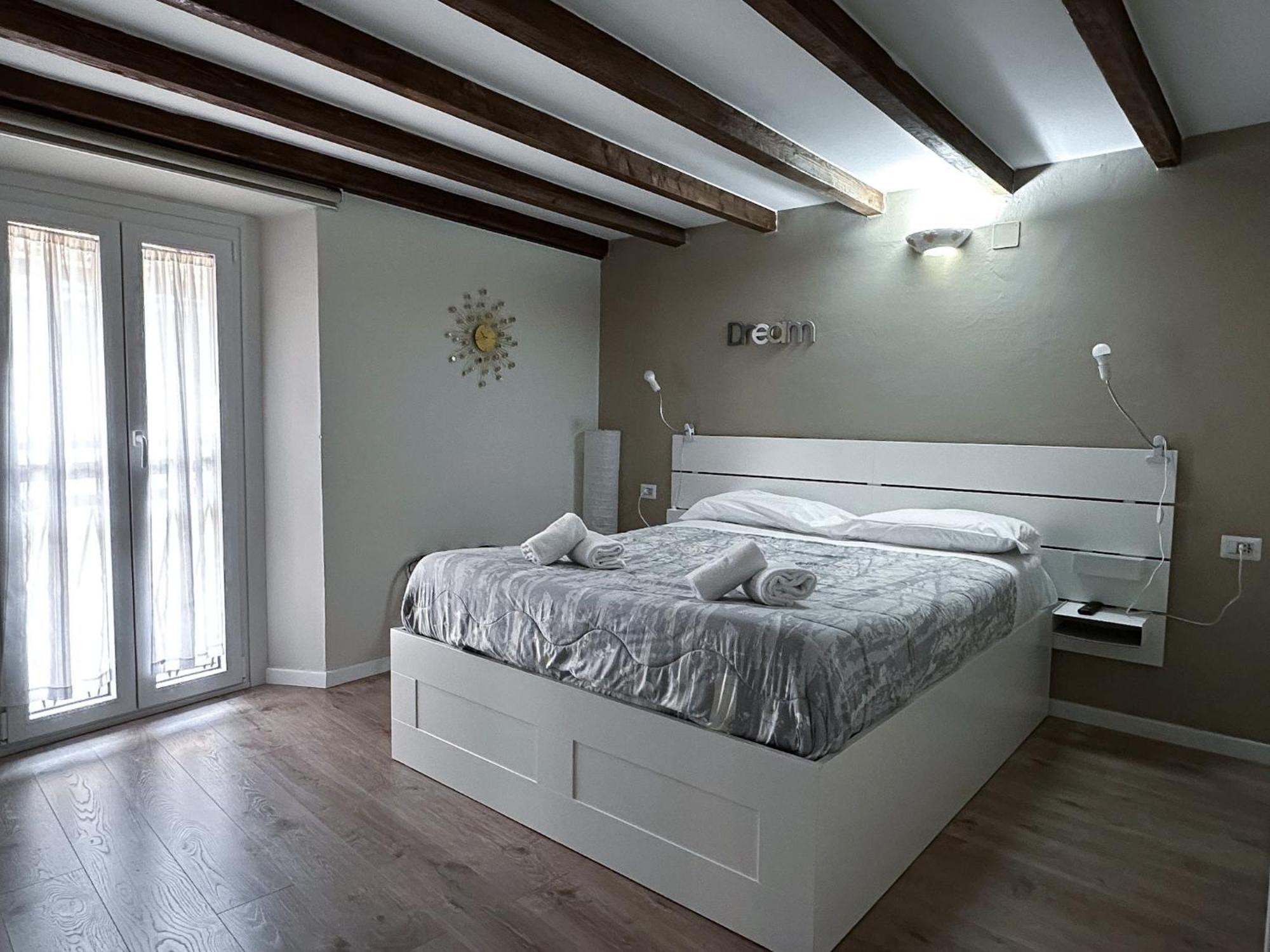 Dimora Romantica Apartment Bellagio Buitenkant foto