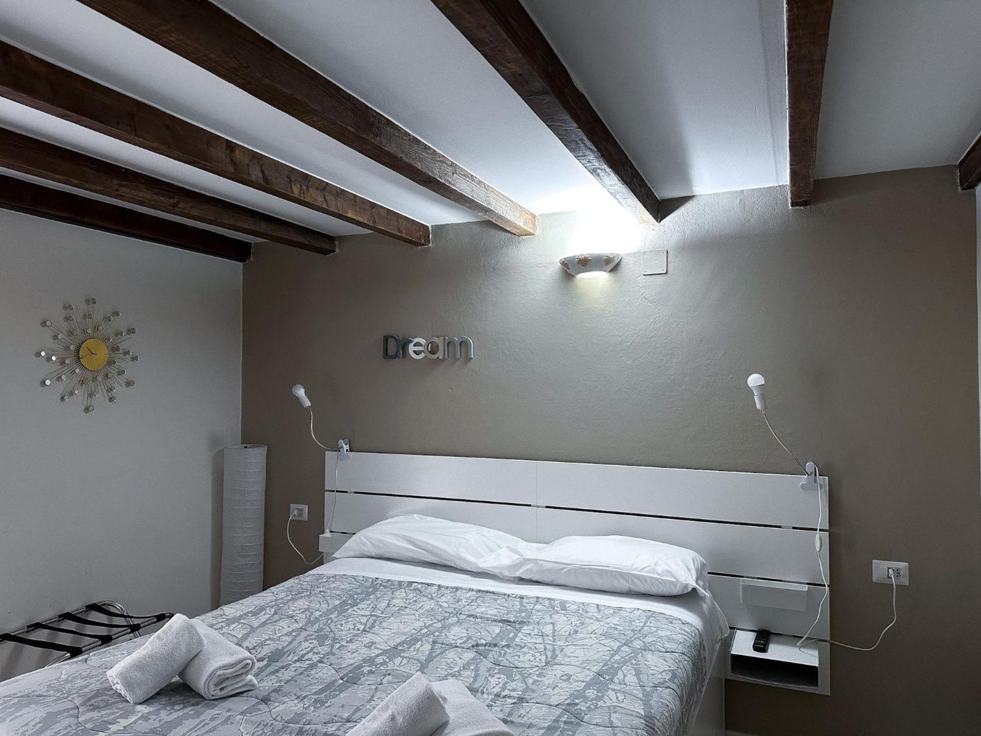 Dimora Romantica Apartment Bellagio Buitenkant foto